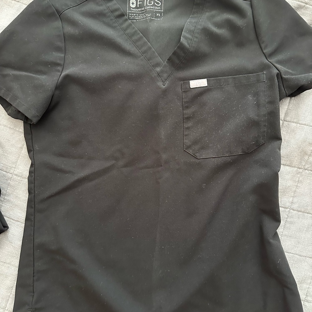 FIGS Caterina Scrub Top